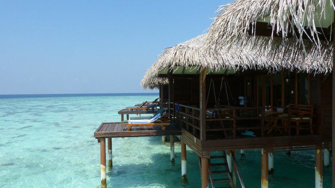 Ausblick vom Bungalow aus nach Westen Filitheyo Island Resort