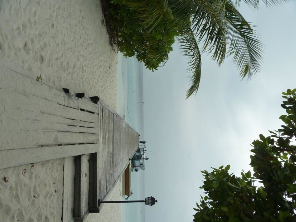Dive Jetty Embudu Village