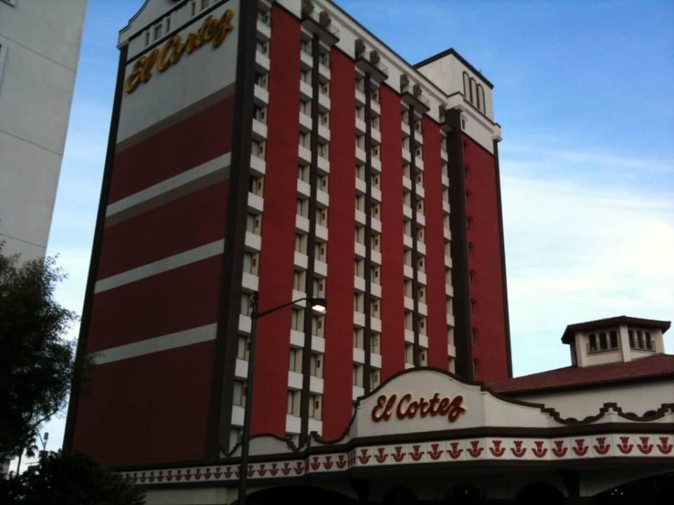 1 Hotel El Cortez