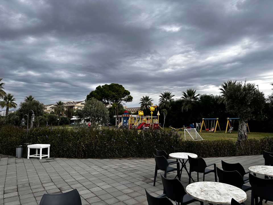 Gartenanlage Diamond De Luxe Hotel & Spa