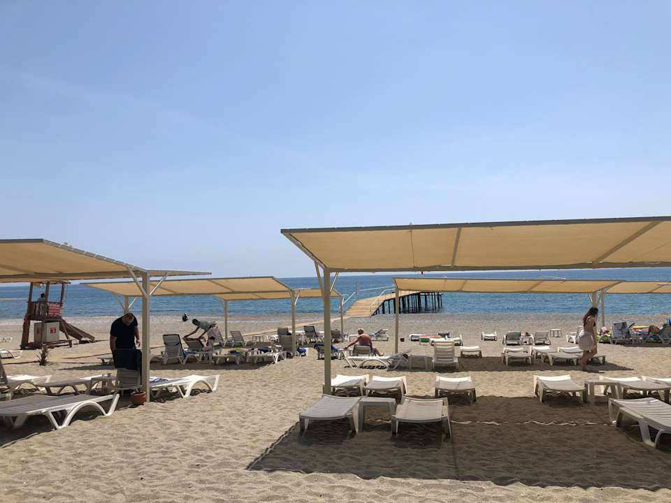 Strand Club Turtas Beach Hotel