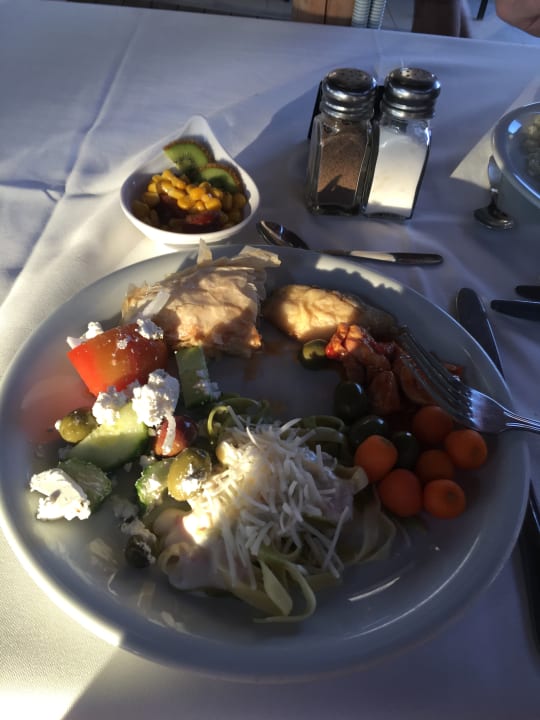 Gastro HARPIN Happy Days Beach Hotel