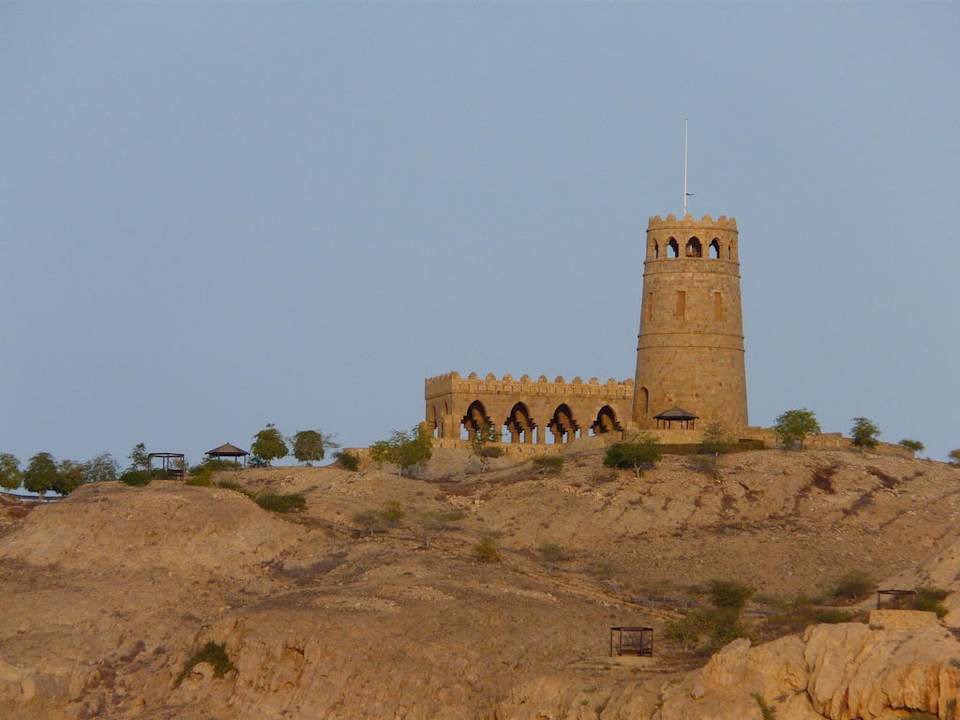 Blick auf die Burg (Zoom) Al Sawadi Beach Resort