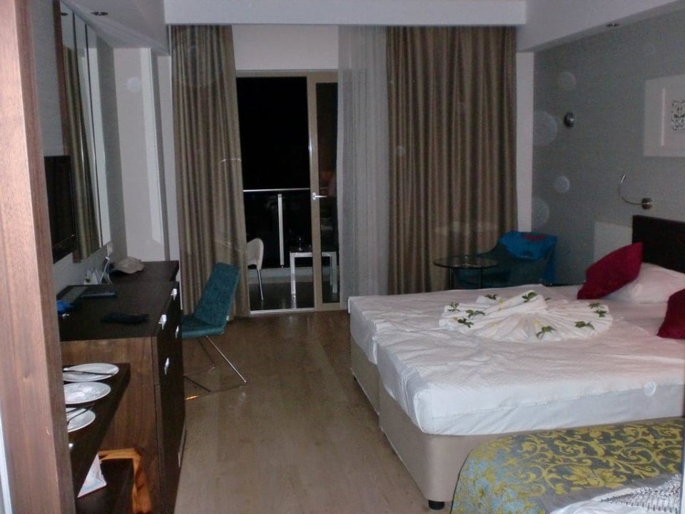 Wohn- und Schlafbereich Seher Sun Palace Resort & Spa