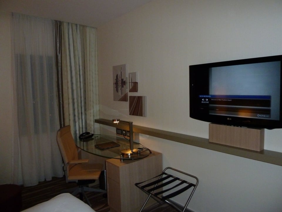 Zimmer Hilton Frankfurt Airport