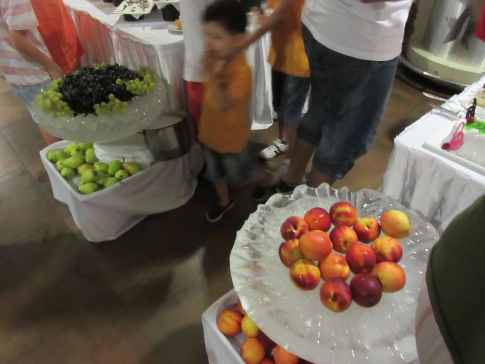 Obstbuffet Starlight Resort Hotel