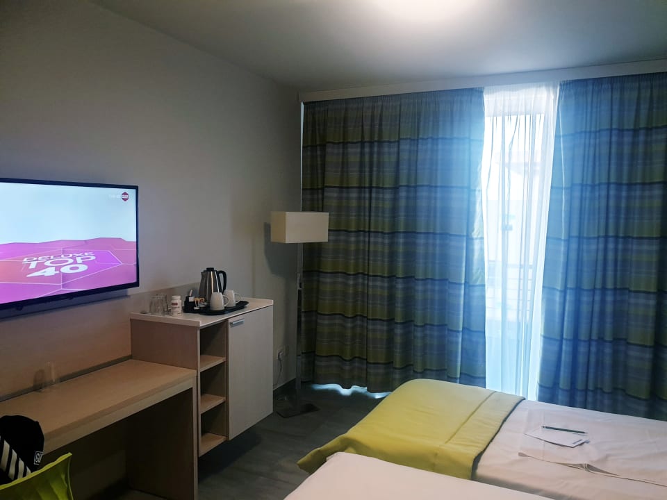 Zimmer Hotel Santana