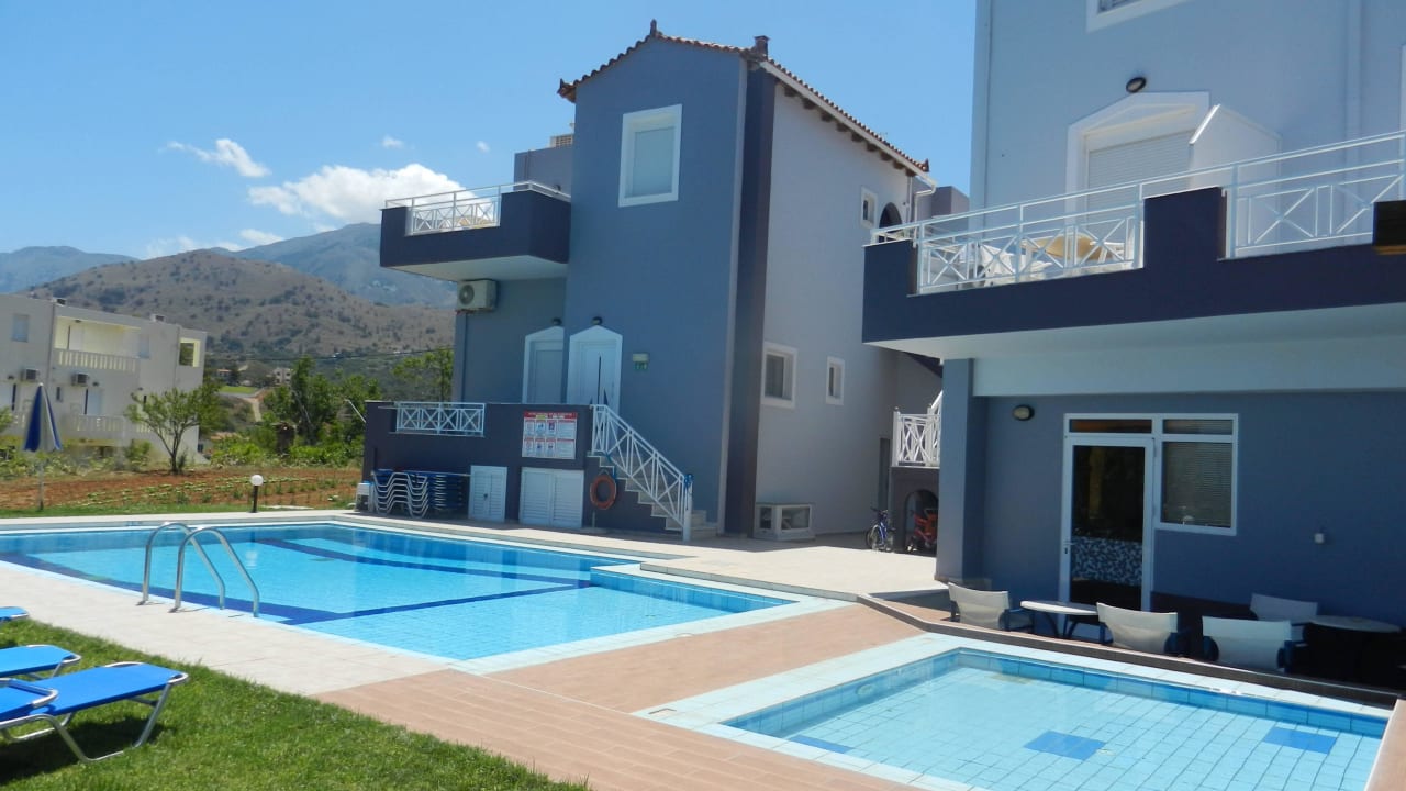 Pool Hotel Athena