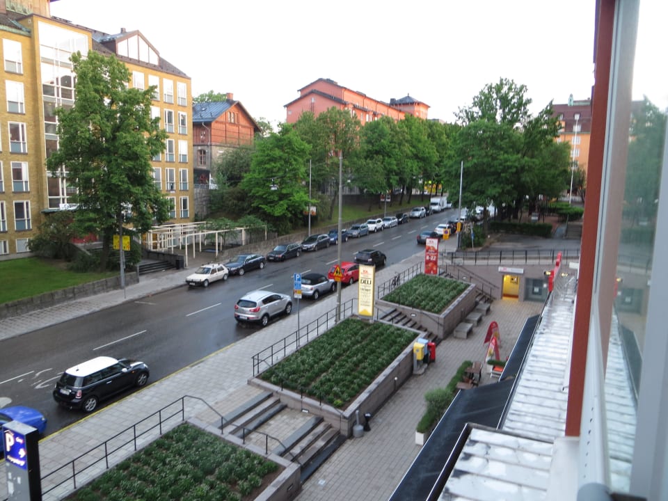 Blick von unserem Zimmer 4. Etage zur Straßenseite Best Western Plus Time Hotel