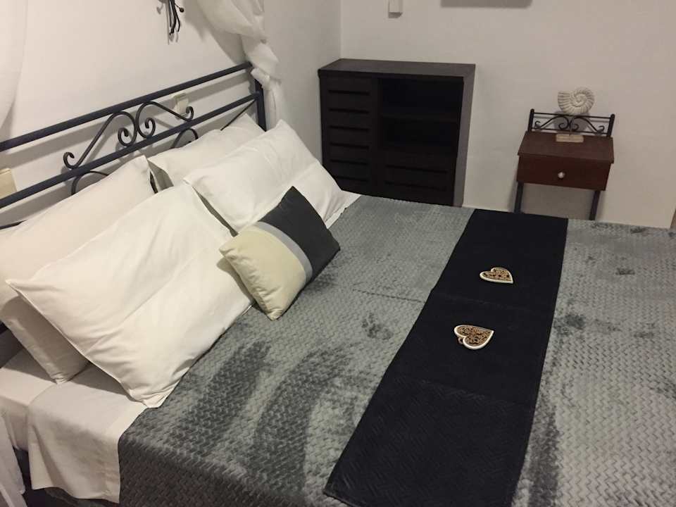 Zimmer Anastasia Studios, Apartments & Suite