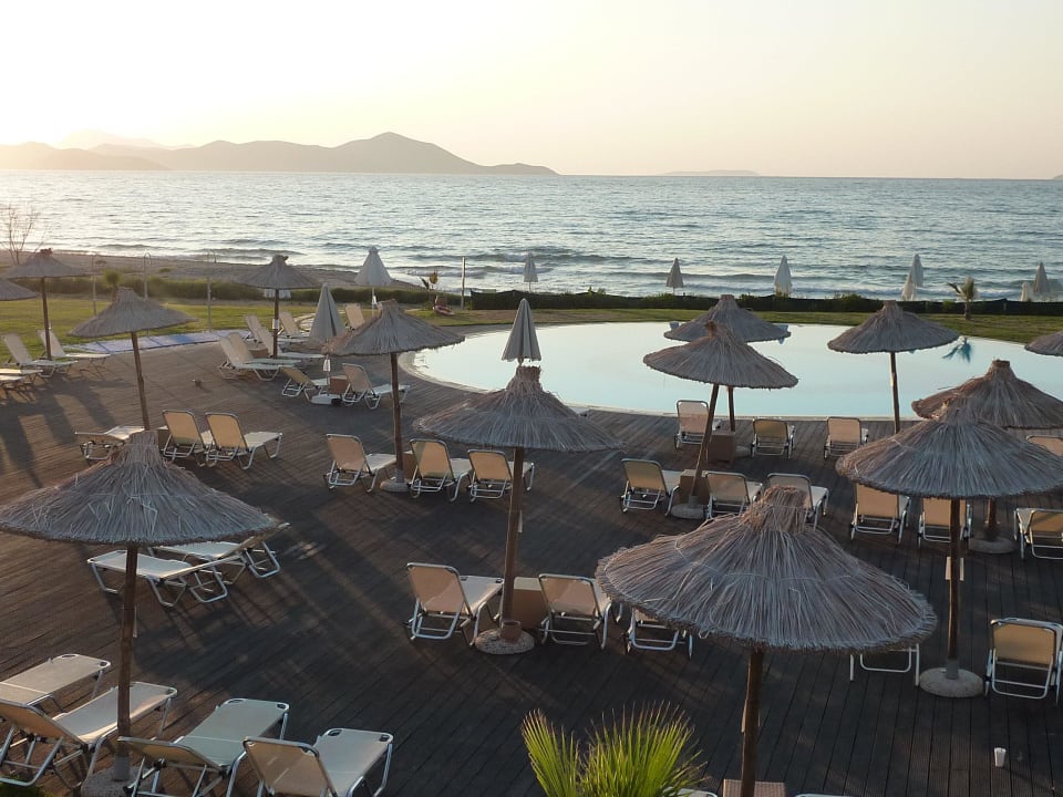 Pool- und Meer-Blick vom Balkon Astir Odysseus Kos Resort & Spa