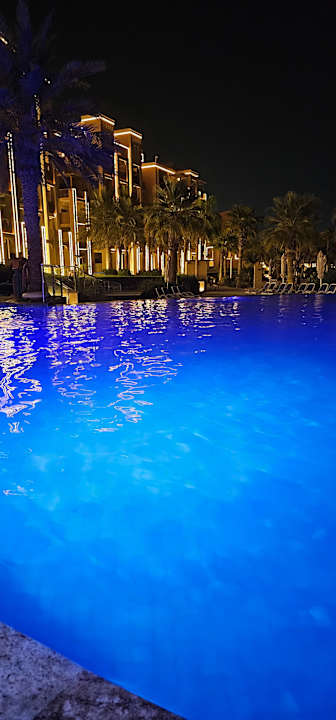 Pool DoubleTree by Hilton Resort & Spa Marjan Island