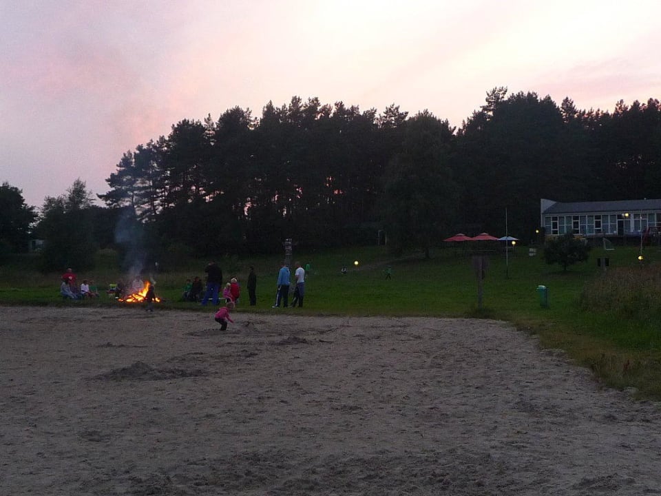 Lagerfeuer Feriendorf Silz