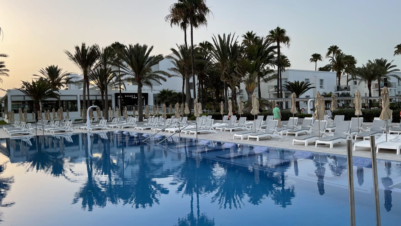 Pool Hotel Riu Palace Meloneras