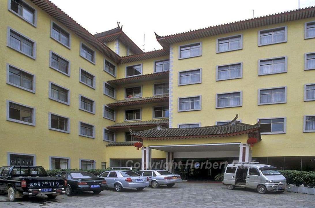 Aussenansicht Yun Ti Hotel