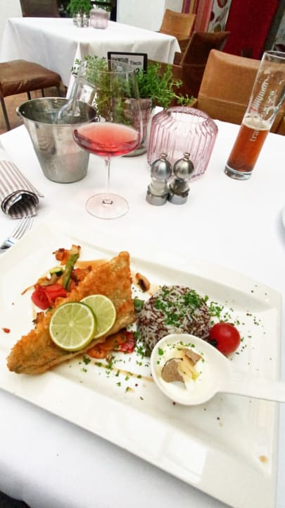 Gastro Hotel Traube am See