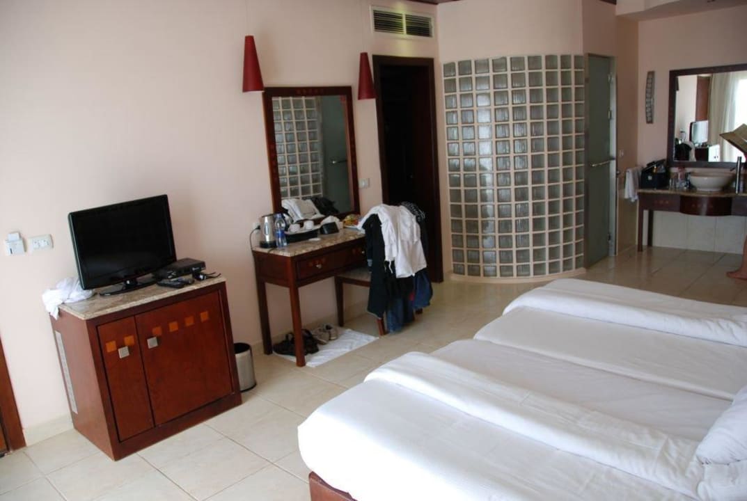 Zimmer 2005 Blick zur Toilette Shams Prestige Abu Soma-Adults Only