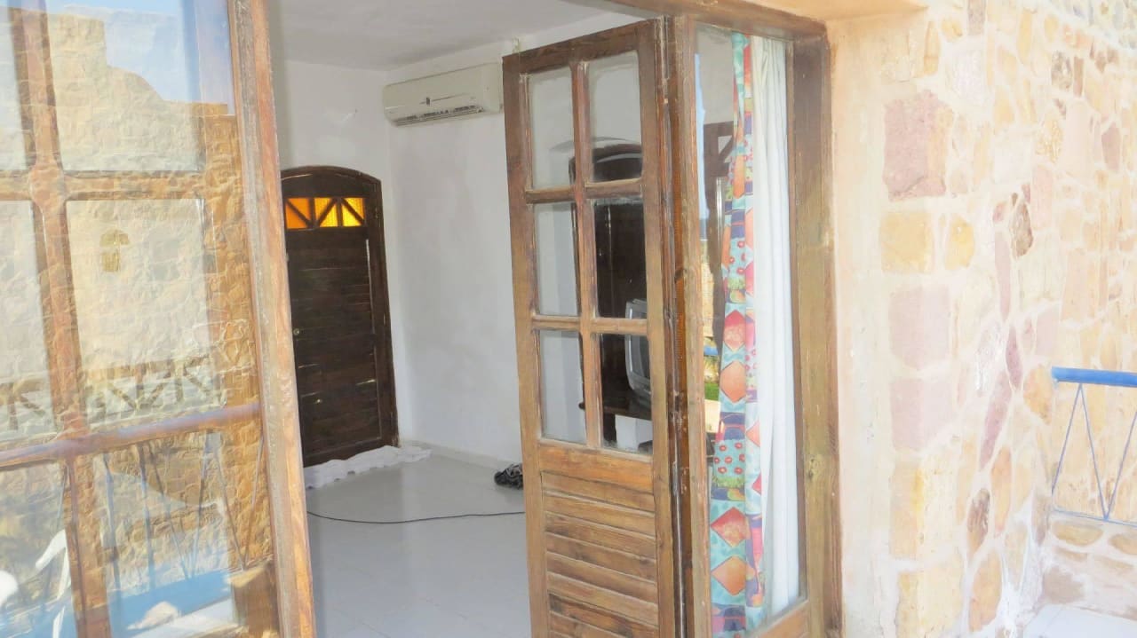 Selbsterklärend Utopia Beach Club