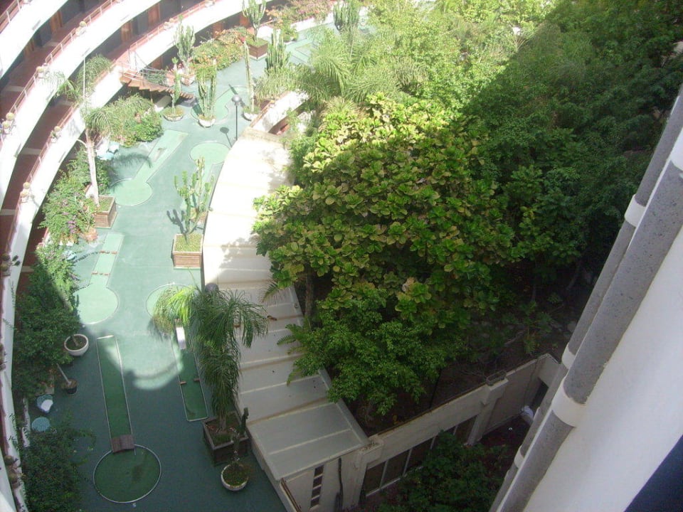 Vom Dach ins Hotelinnere Bull Escorial & Spa