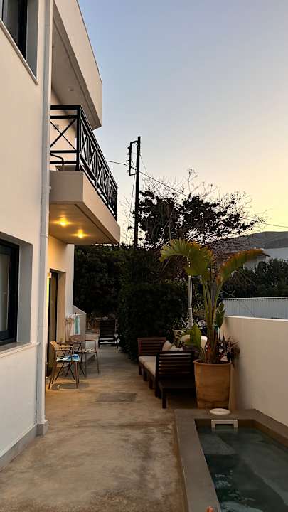 Außenansicht Nami Hotel & Suites