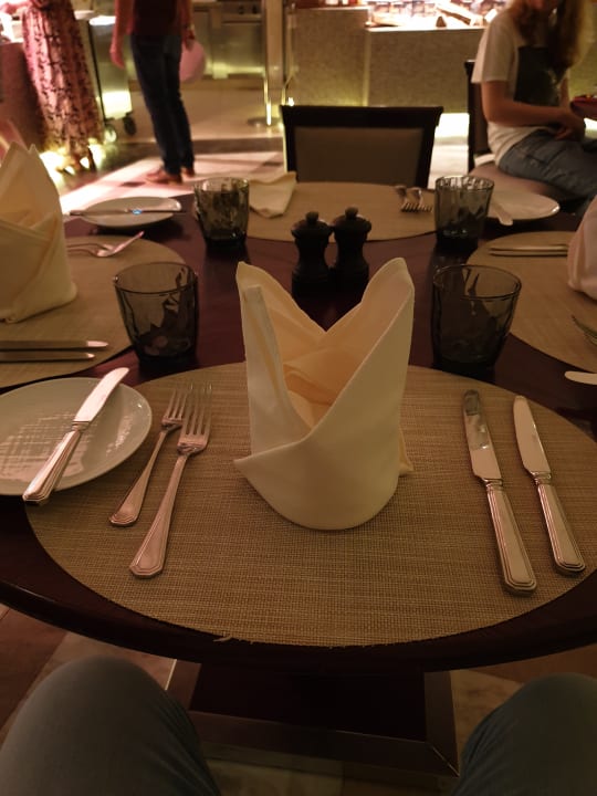 Gastro Waldorf Astoria Dubai Palm Jumeirah
