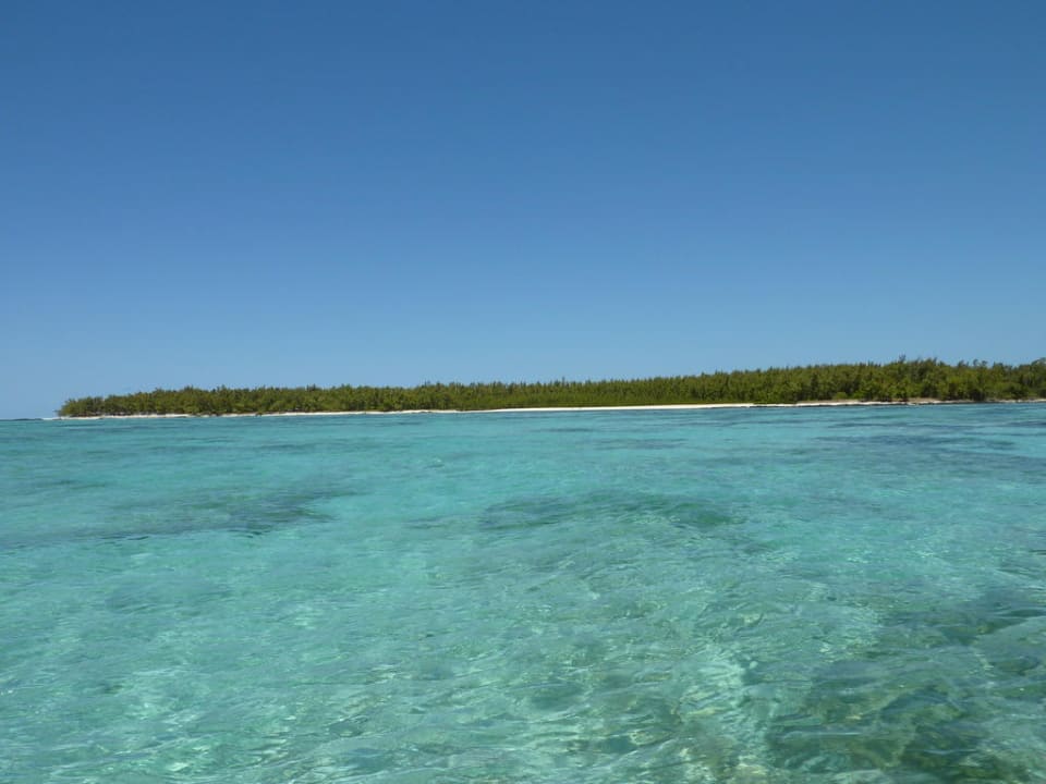 Isle Magnenie vom Boot aus Shangri-La Le Touessrok Mauritius