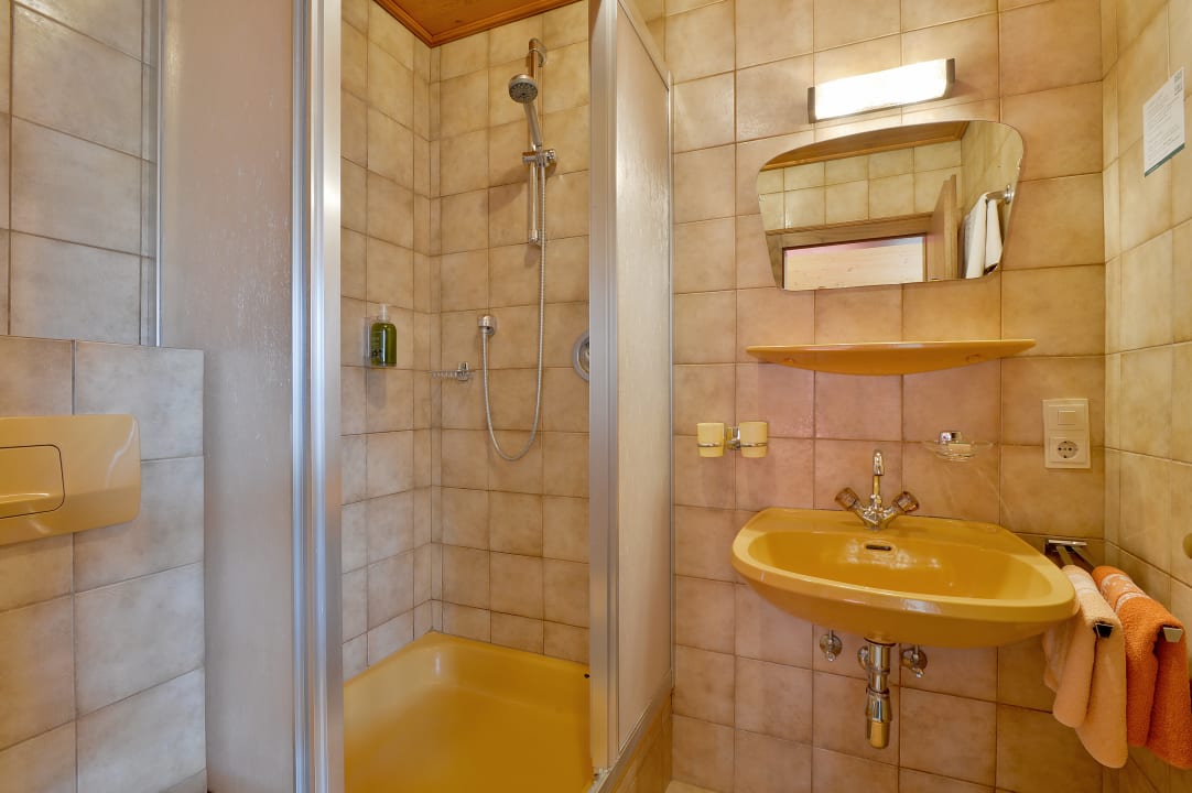 Zimmer Frühstückspension Hüttwirt