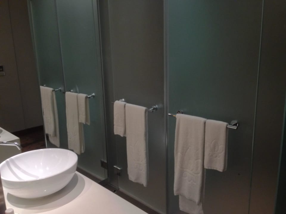 Badezimmer Park Regis Singapore