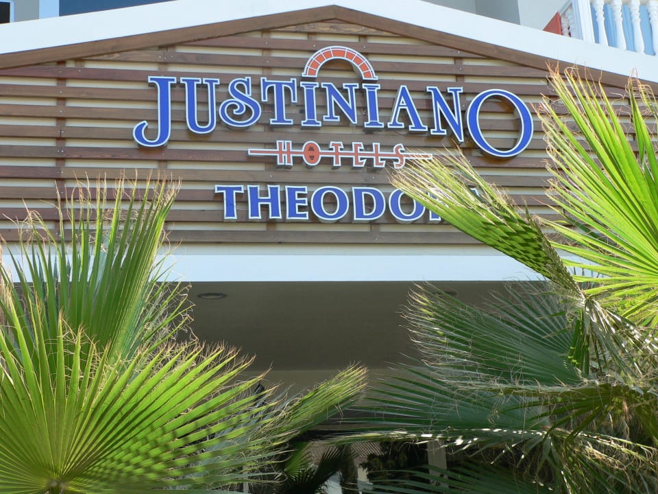 5 gwiazdek Justiniano Deluxe Resort
