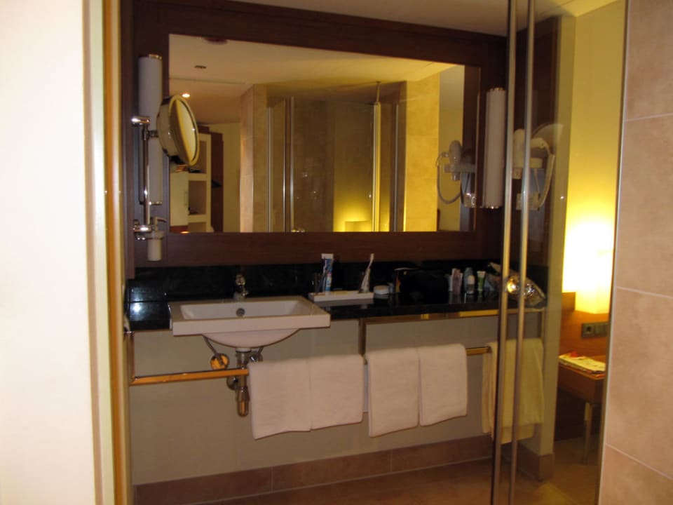 Zimmer Lindner Hotel Hamburg Am Michel, part of JdV by Hyatt