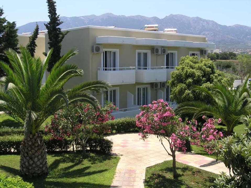 Blick in die Hotelanlage -3- Corali Hotel