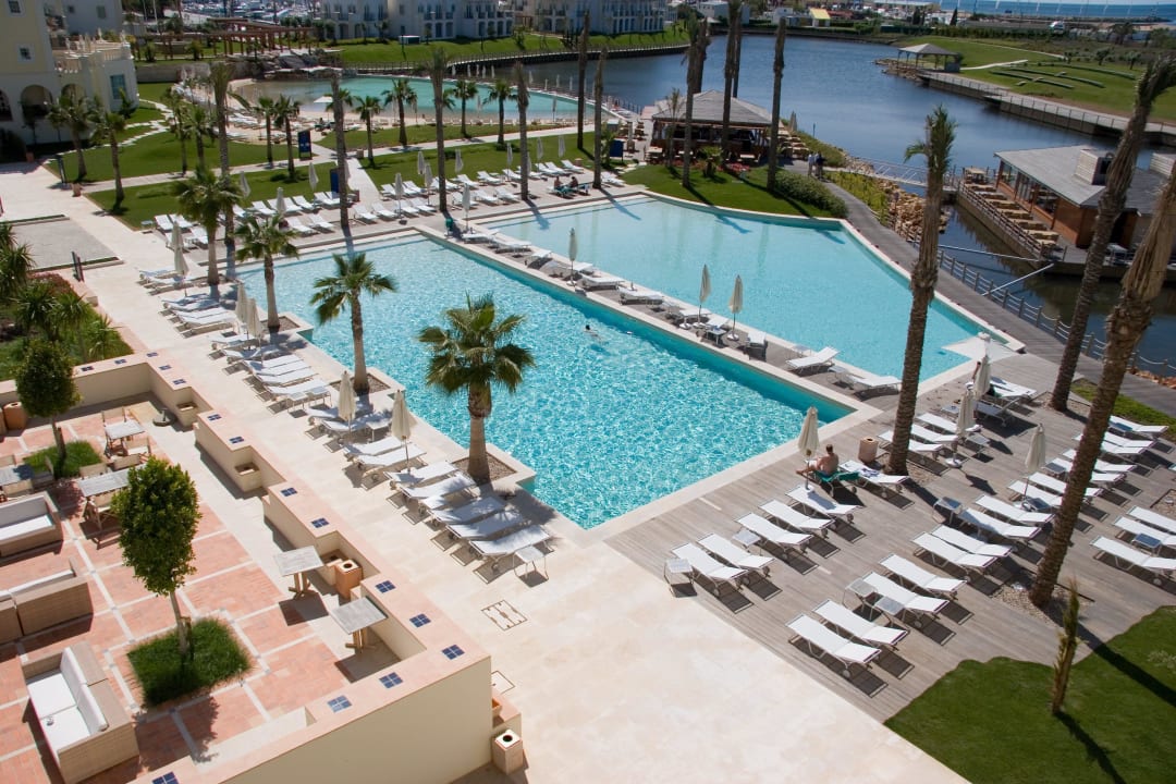 Outdoor pools Domes Lake Algarve, Autograph Collection