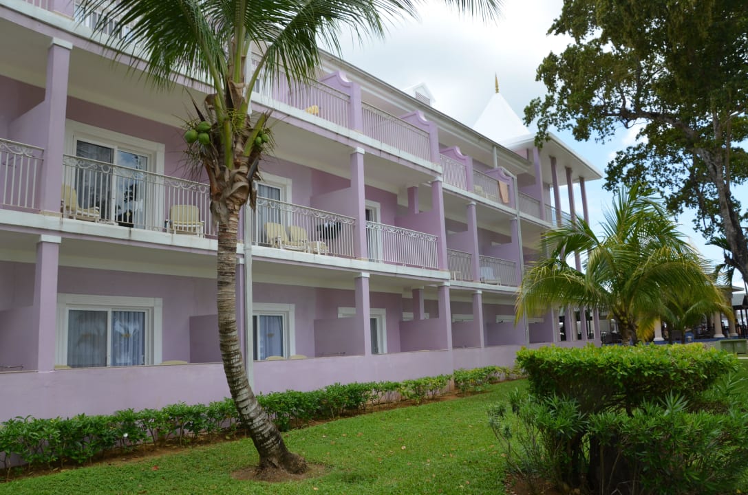 Ein Teil der Anlage Hotel Riu Palace Tropical Bay