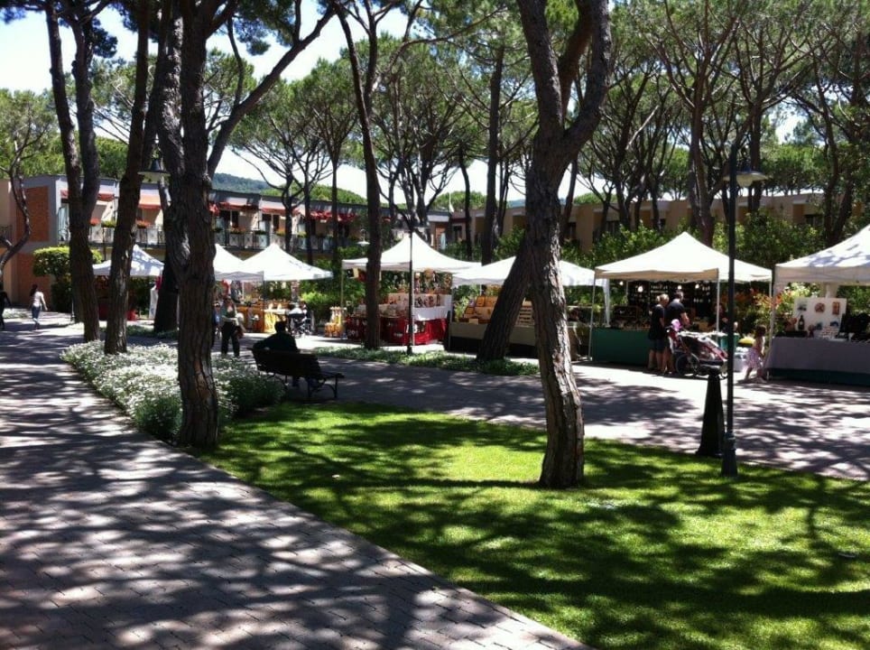 Souvenirs beim Hotel Riva del Sole Resort & SPA