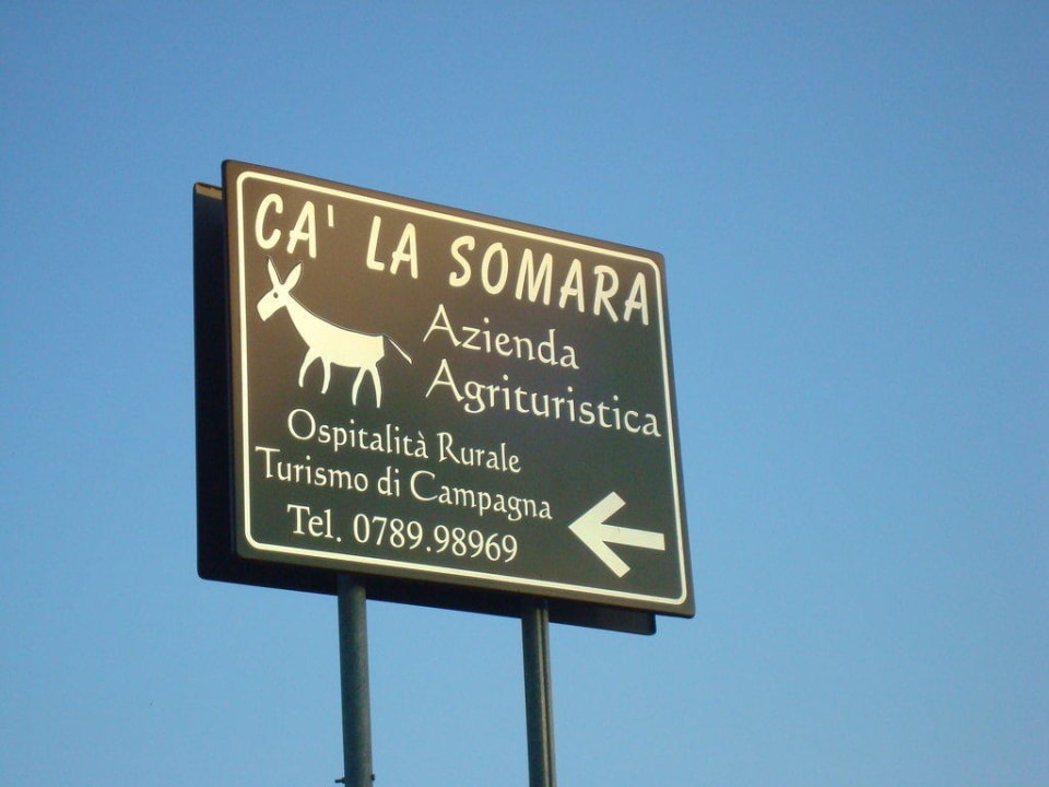 Hier abbiegen! Agriturismo Ca' La Somara