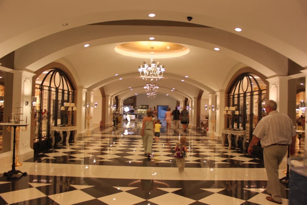 Restaurants innen Hotel Delphin Imperial