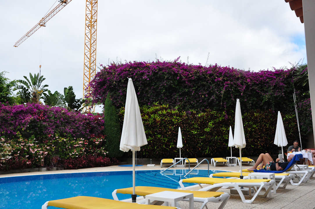 Gartenanlage Hotel Albergaria Dias