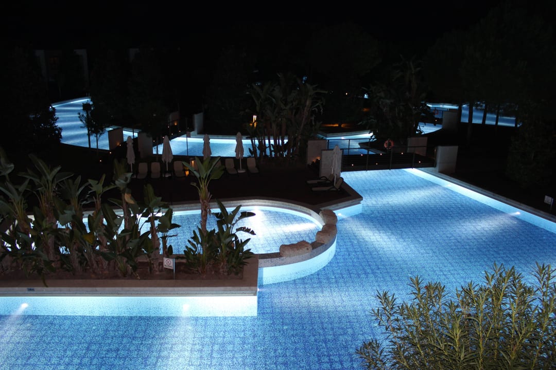 Poolbeleuchtung Gloria Serenity Resort