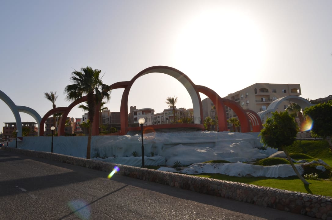 Zufahrt Arabia Azur Resort