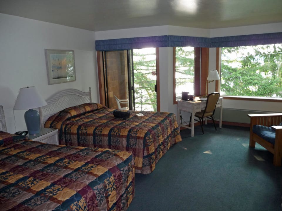 Lakeside Room Lake Quinault Lodge