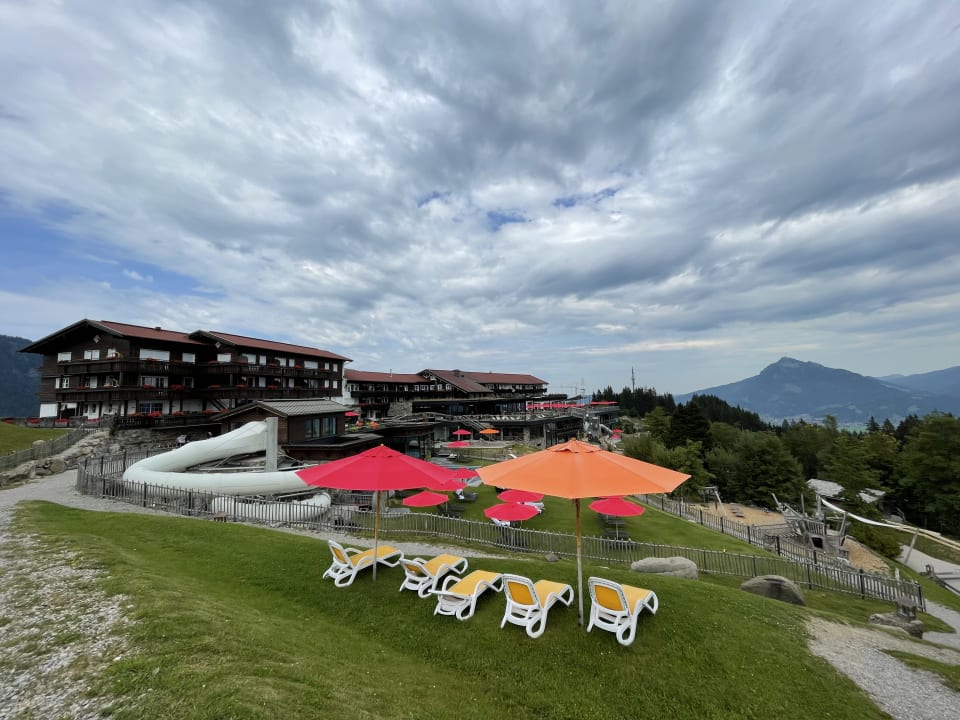 Außenansicht Familotel Allgäuer Berghof