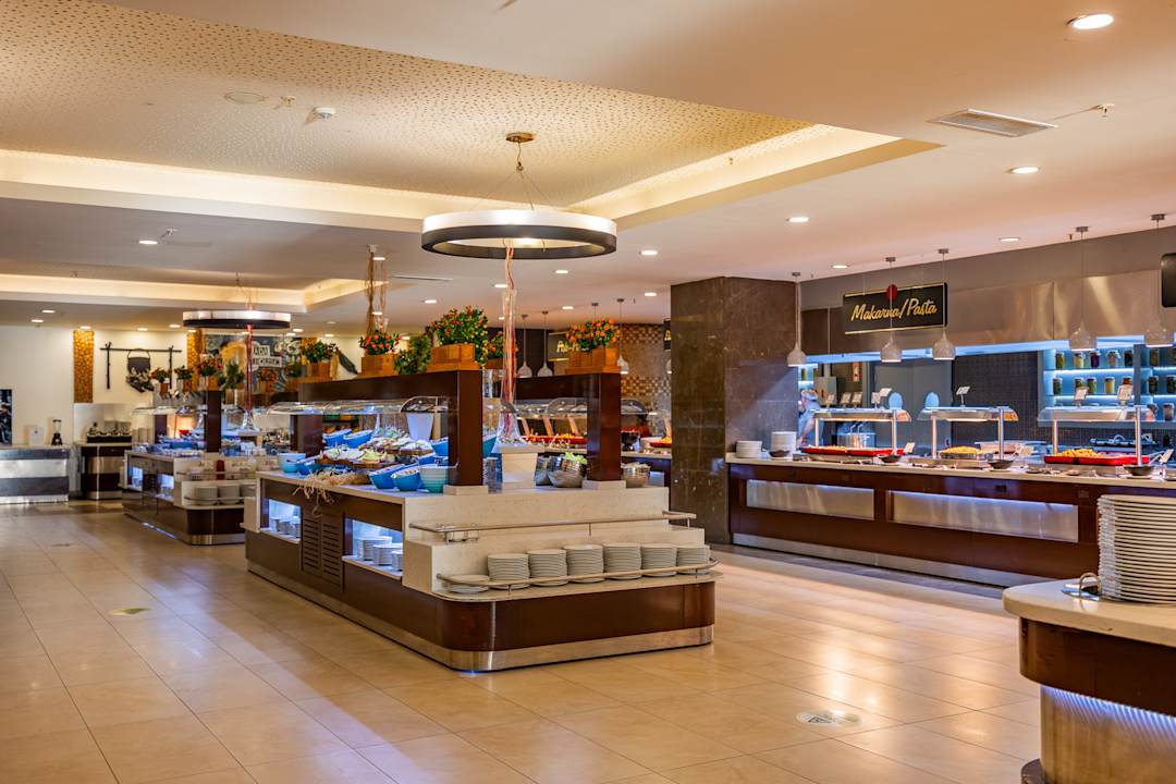 Gastro Ramada Resort Kusadasi & Golf