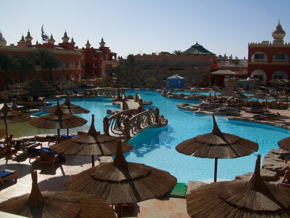 Basen podgrzewany Pickalbatros Alf Leila Wa Leila Resort - Neverland Hurghada
