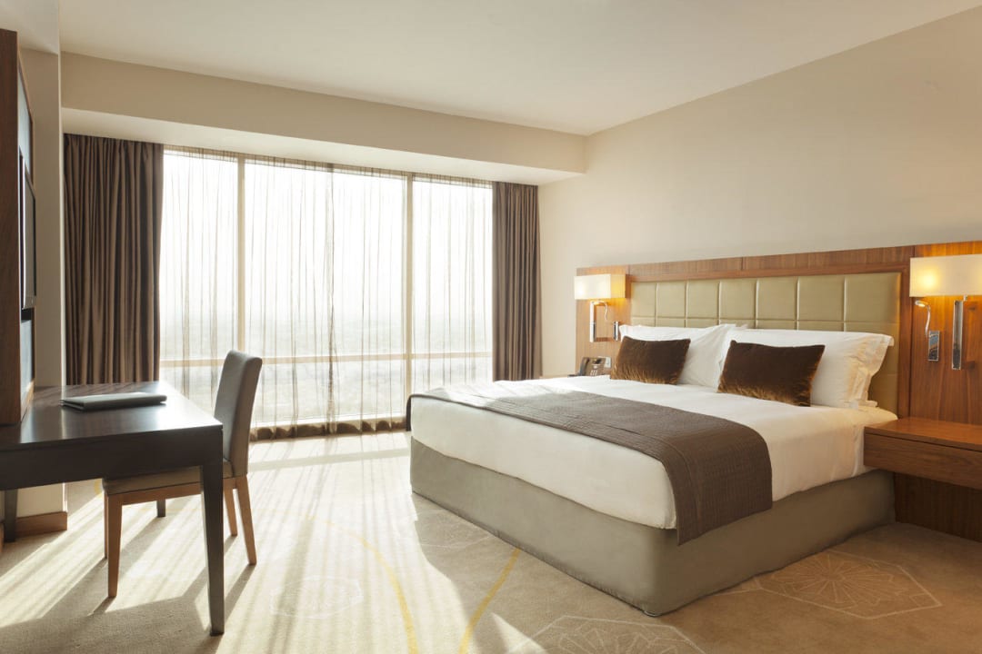 Deluxe King Room Hotel InterContinental Doha The City