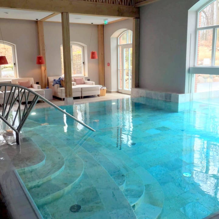 Kleiner Indoorpool Weissenhaus Private Nature Luxury Resort