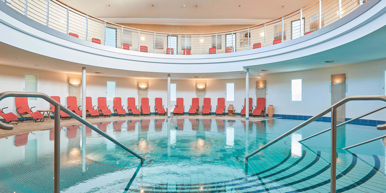 Pool Ostseehotel Midgard in Damp