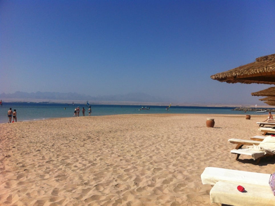 Wunderschöner Strand, klares Wasser Hotel Kempinski Soma Bay