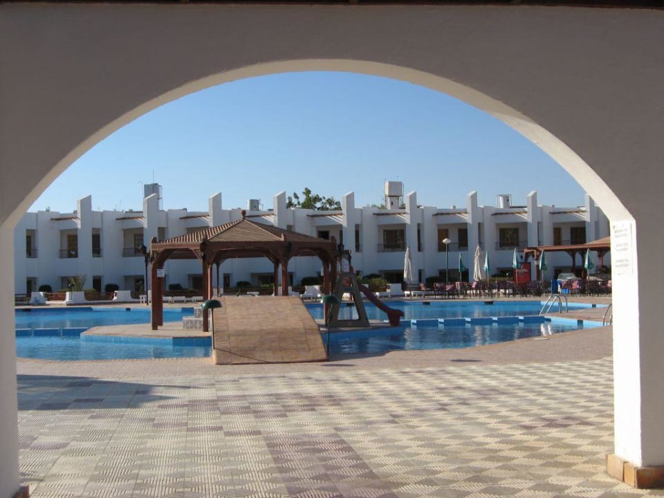 Swimmingpool Menaville Safaga