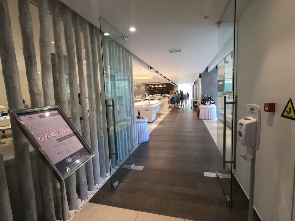 Gastro Caravia Beach Hotel