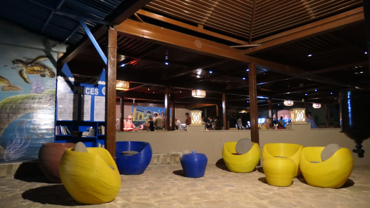 Gastro Rohanou Beach Resort